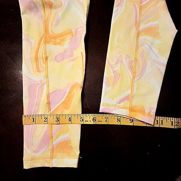 Ideology Compression Leggings 7/8 Length Hi-Rise Yellow & Pink Women Size Medium - Picture 12 of 12
